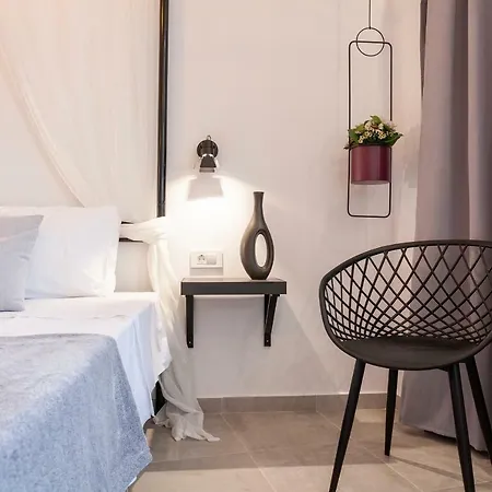 Aristophanes Luxury Flat Psyrri Square *