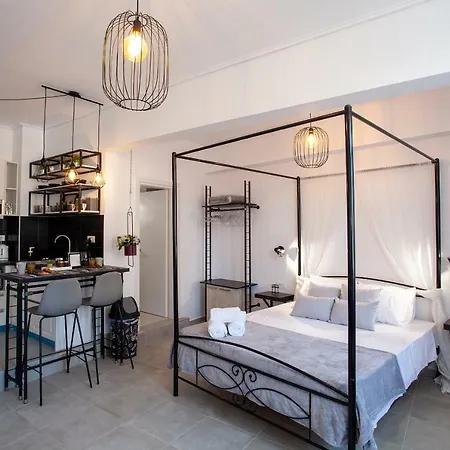 Aristophanes Luxury Flat Psyrri Square شقة أثينا
